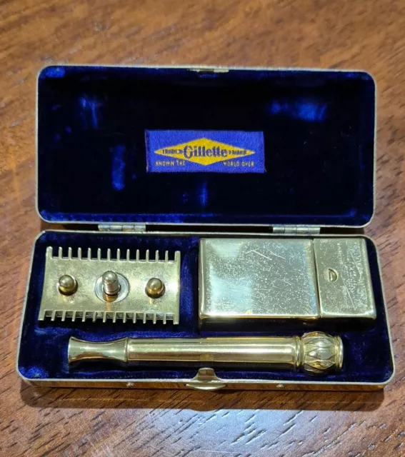 Gillette Pocket Edition Safety Razor Set.  Vintage 1910