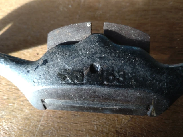 Antique Metal Spoke Shave & Wooden Spoke Shave 3