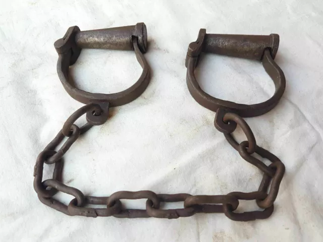 Replica Old Antique Iron Handcrafted Heavy Chain Leg Cuffs Lock Key Handcuff