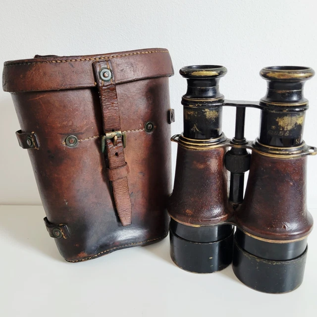 Arromanches Militaria - étui et sangle pour écouteur allemand précoce