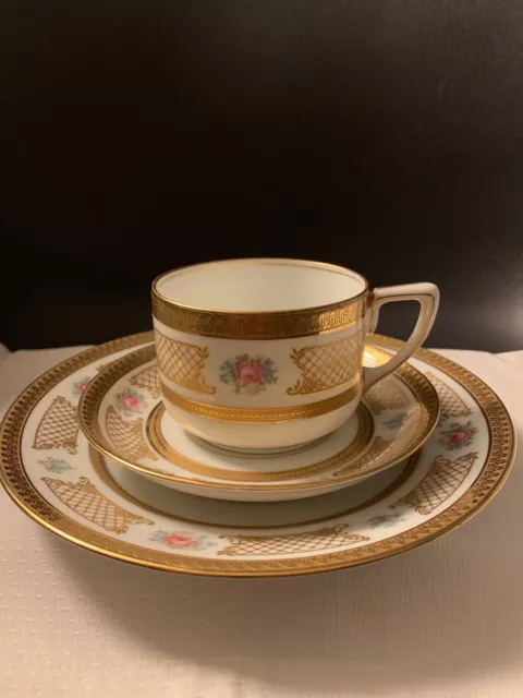 Rosenthal Kaffeegedeck "Isolde" Modell Ph. Rosenthal mit Gold- und Blumendekor