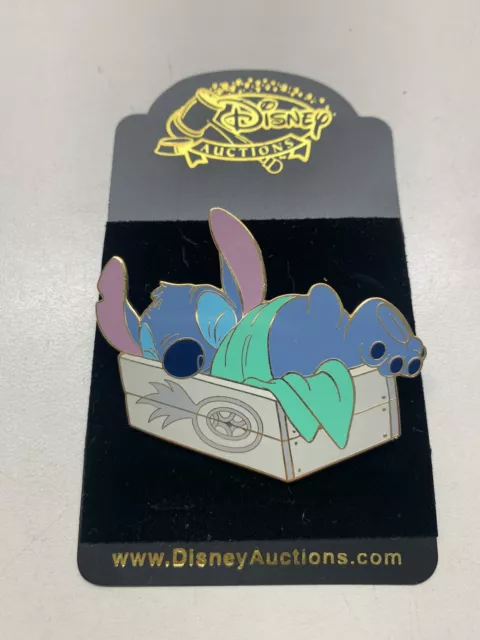 Disney Auctions Stitch Sleeping In Pineapple Box Bed Pin Limited Edition LE 500