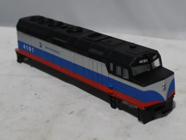 SHELL ONLY HO Scale WALTHERS TRAINLINE F40PH LOCOMOTIVE Metro-North Railroad MTA
