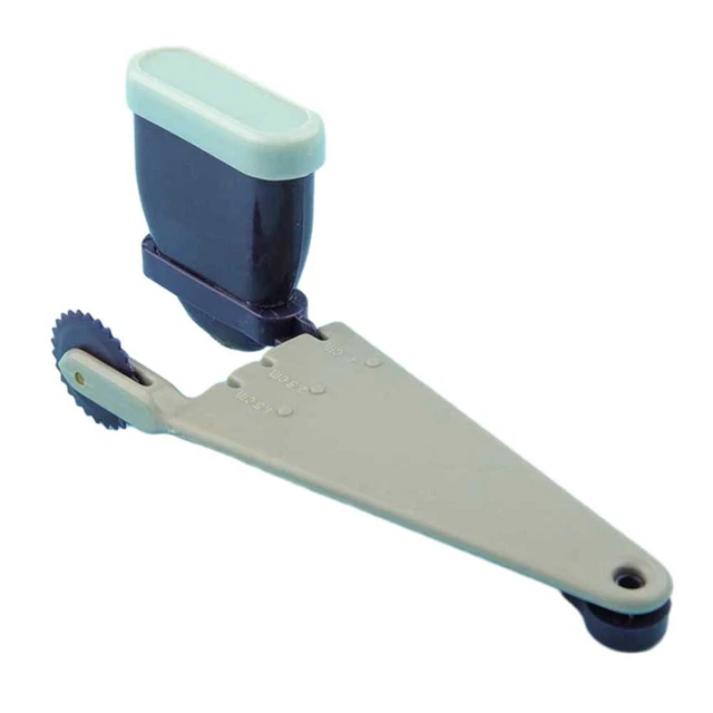 Roue à Craie Triangulaire Pour Couture - Outil De Marquage Sur Tissu - Noyau Amovible, Rechargeable - Taille : 6x6 Cm - Bleu