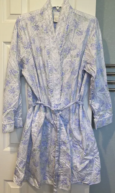 Eileen West Blue Floral Short Robe Sz M Belted Pocket Lace Lightweight Cotton