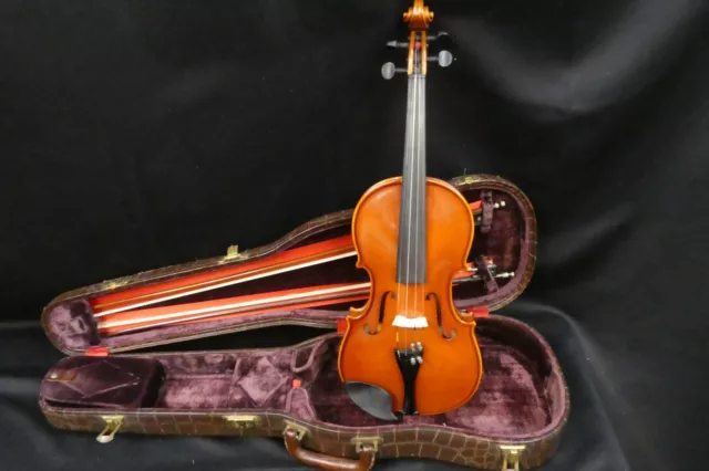 Vintage German Made 4/4 Stradivarius Copy Violin Outfit with 2 Bows & Case