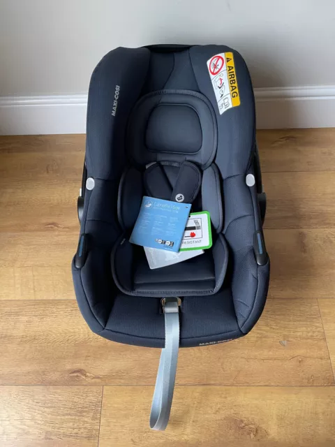 **NEW** - MAXI COSI CAR SEAT CABRIOFIX i-SIZE NEWBORN BABY Grey 0-13kg