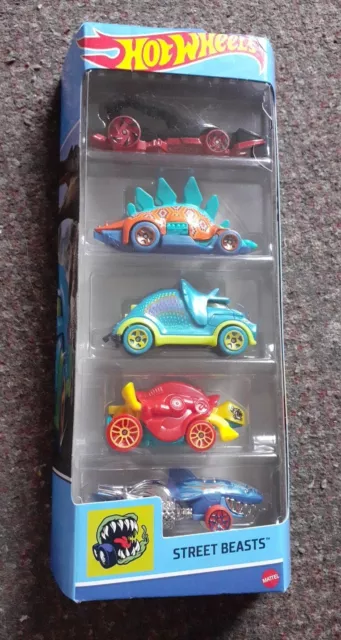 New Hot Wheels 5 Pack - Street Beasts - Inc Motosaurus , Tricera Truck & Turtle