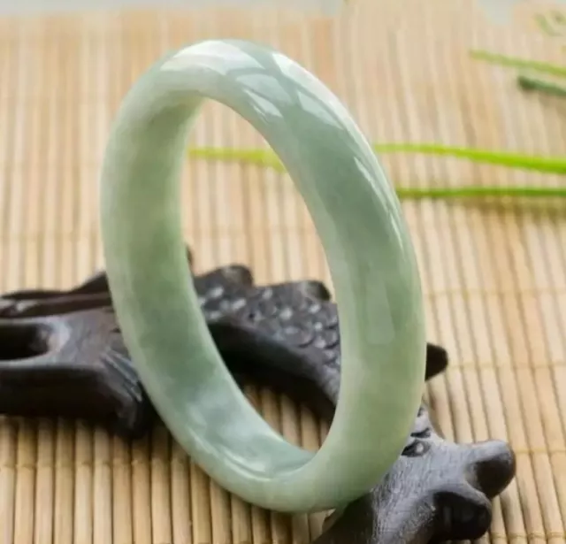 Superbe Bracelet Jonc en véritable Jade vert naturel. Bijoux 3