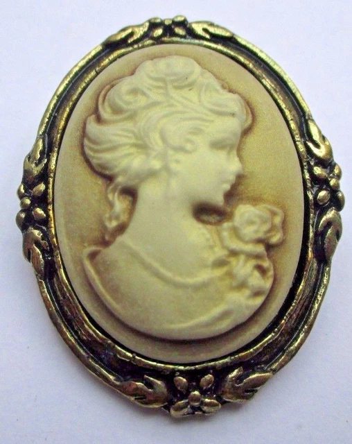 Broche Vintage Camée Femme - Fond Blanc, Buste Noir, Couleur Vieil Or (Modèle 3229)