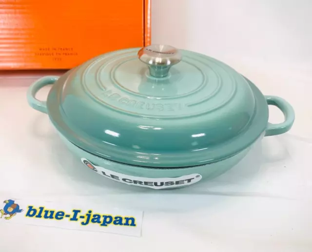 Le Creuset Shallow Casserole 22cm 8-2/3in 1.5Qt Sage Green Cast Iron Braiser