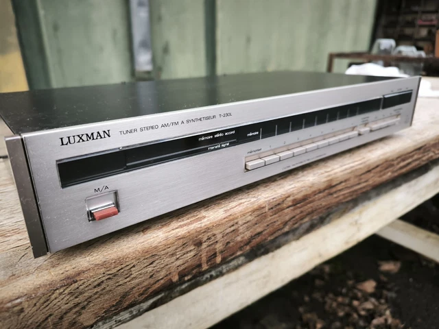 ancien poste radio Luxman WL 500 Stéréo Tuner Serviced