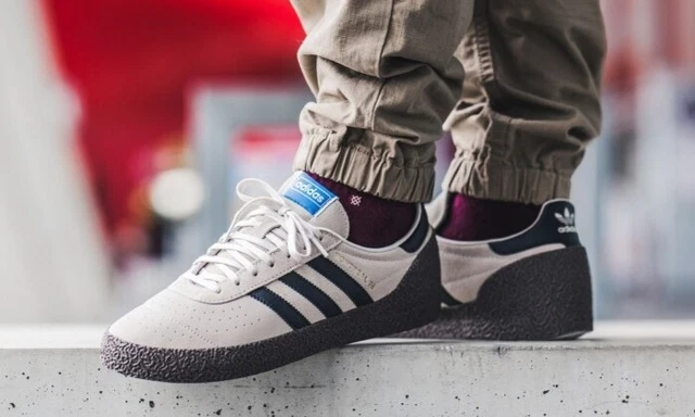 adidas montreal 76 grey