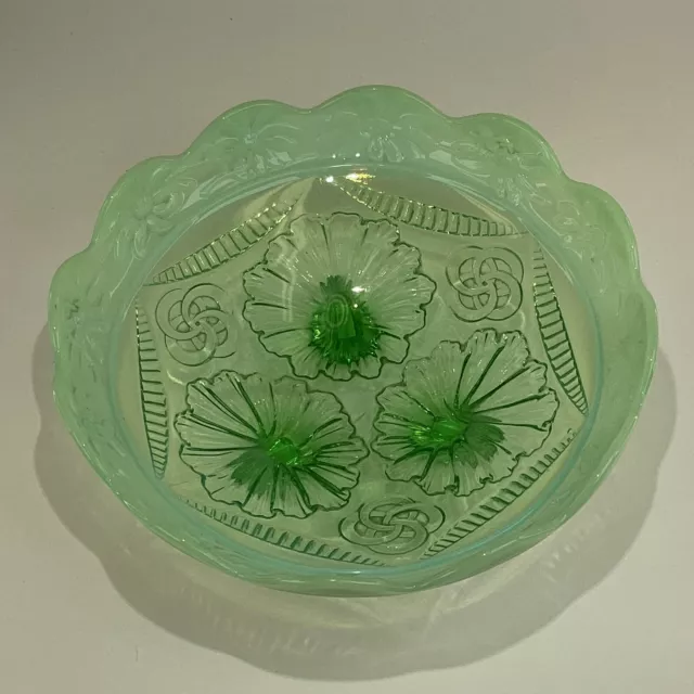 Antique Northwood/Jefferson 1905 green Opalescent EAPG # 208 Bowl 3 footed