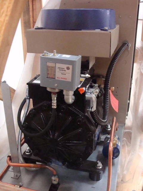 New Indoor Low Temp 2hp Copeland Semi Water Cooled Condensing Unit 230V 3 Phase New Indoor Low Temp 2hp Copeland Semi Water Cooled Condensing Unit 230V 3 Phase