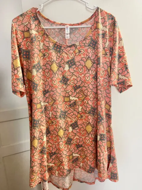 LuLaRoe Womens shirt Short Sleeves Top Size XL