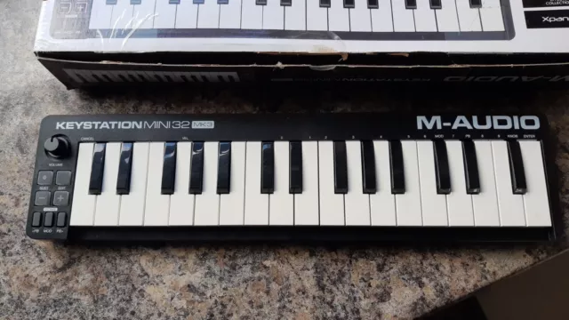 M-Audio Keystation Mini 32 MK3 Midi Keyboard Controller. Excellent Condition.