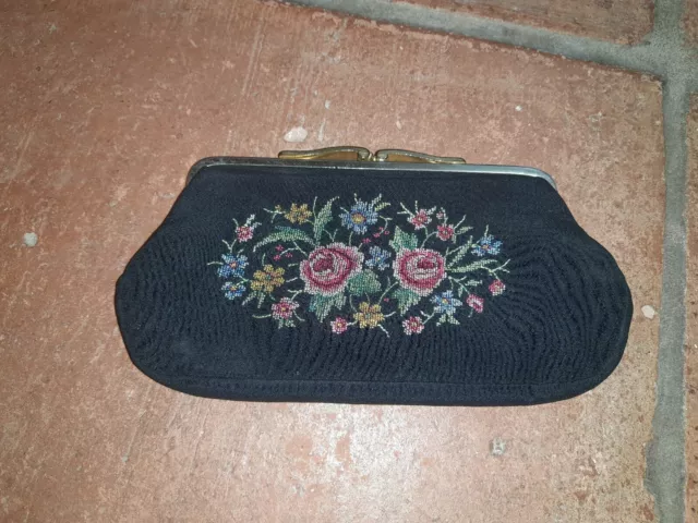 Alter Bestickter Geldbeutel Geldbörse Tasche schwarz Blumen alt antik vintage