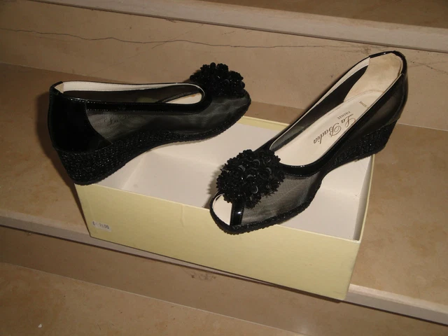 SCARPE DONNA ITALIANE decolt 37 vera pelle nera traforata punta