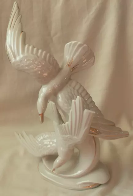 Big 11.1/4" High - Wawel Poland--Two Seagulls--In White & Gold 2