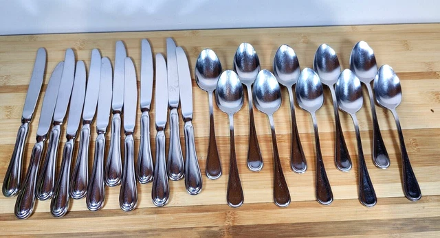 Lot (22) Calderoni Flatware Oxford stainless steel Knives & Place Spoons Lot (22) Calderoni Flatware Oxford stainless steel Knives & Place Spoons