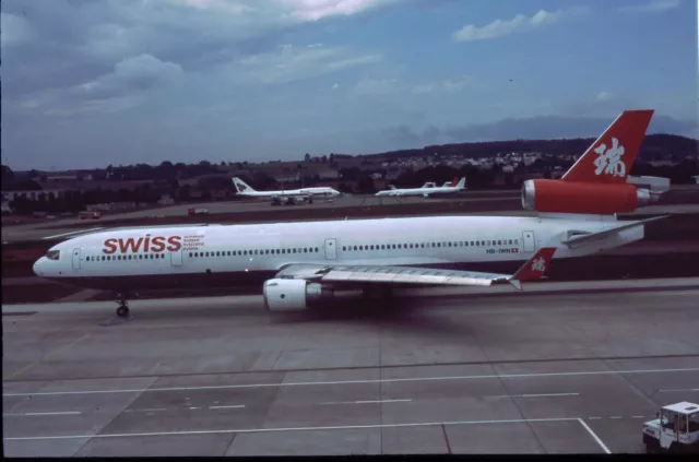 Aircraft Slide Swiss MD-11 HB-IWN