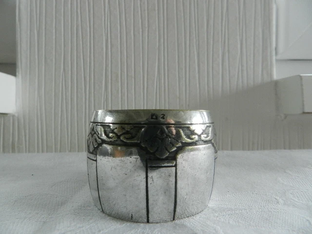 Rond de serviette art déco en argent massif poinçon minerve 29gr