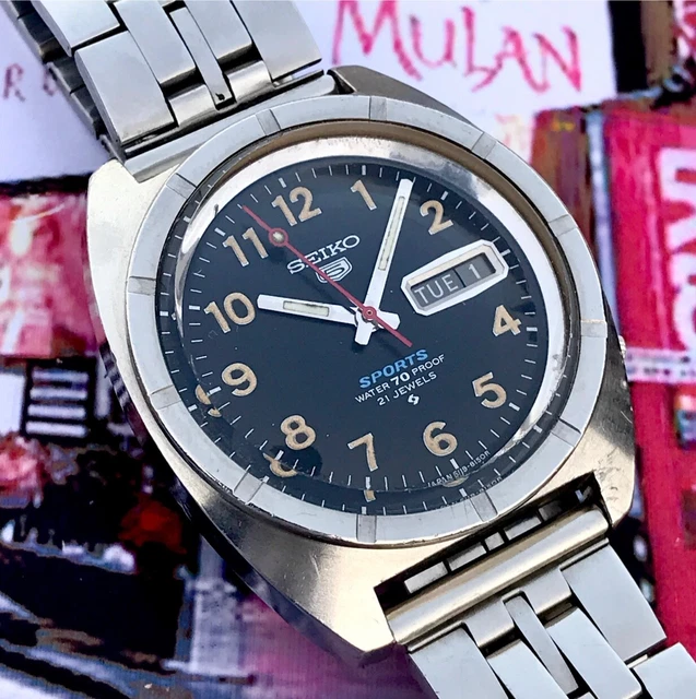 Vintage Seiko 5 Sports Automatic 21 Jewels "1968" Japan Made Men Watch 6119-8140