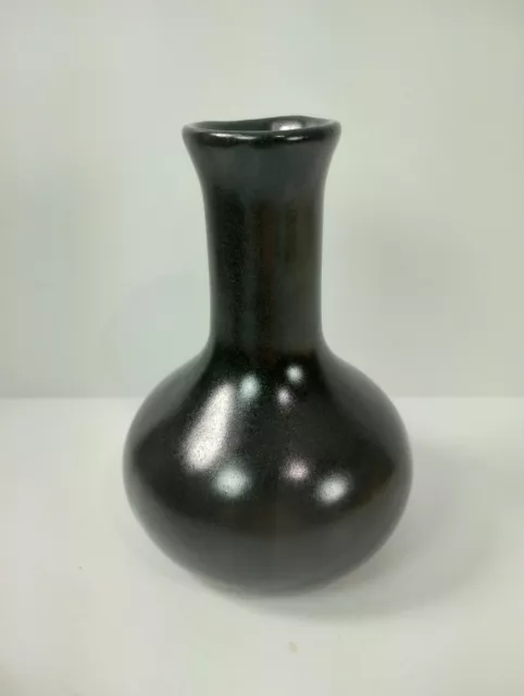 Vintage Pigeon Forge Tennessee Pottery Beautiful Dark Brown/Black Bud Vase