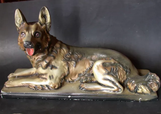 STATUE signée MDF en plâtre chien BERGER ALLEMAND 55 x 17 cm, H 33 cm  5 kilos