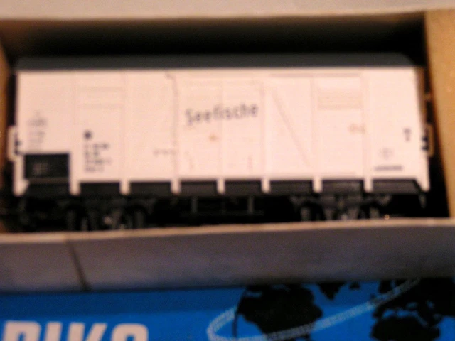 Wagon Couvert Piko Marchandises DR - Réf. 56446 - Modèle Train Miniature - Occasion
