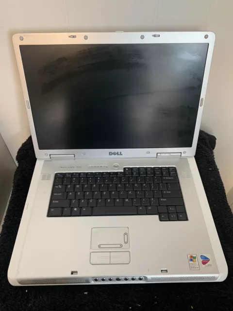 Dell Inspiron 9300 17" Intel Pentium M 1.6GHz 1GB AS-IS.