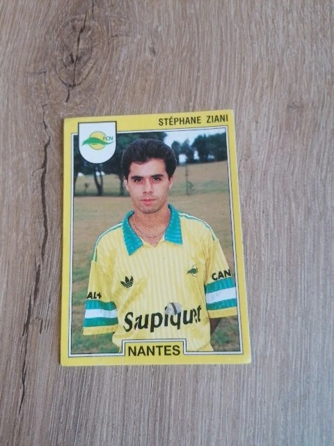 Autocollant Panini FC Nantes – N°177 – Saison 1977 – Écusson D1 – Très Bon État