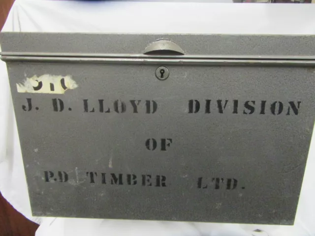 Large Vintage Metal Deed Box made by PILOT- open lock (NO KEY)