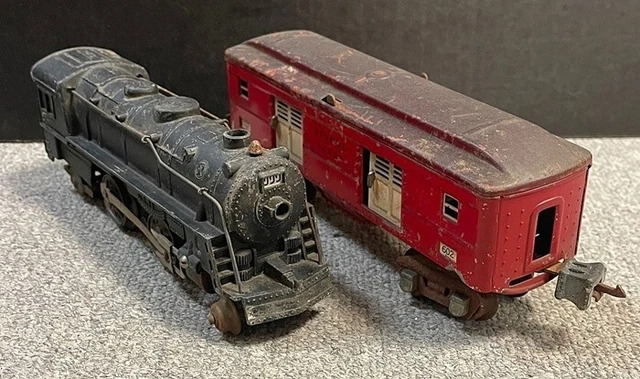 MARX 999 Locomotive and Tender O Gauge Train + Lionel 602 Baggage Car, NR