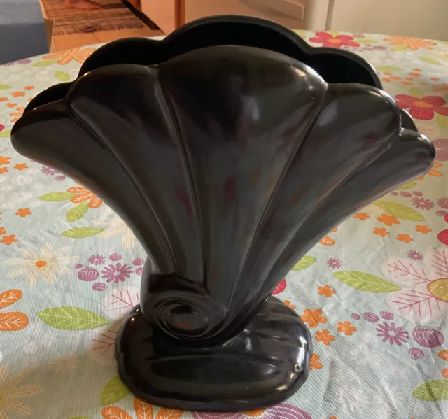 Vintage Red Wing Fan Vase #892 In Black