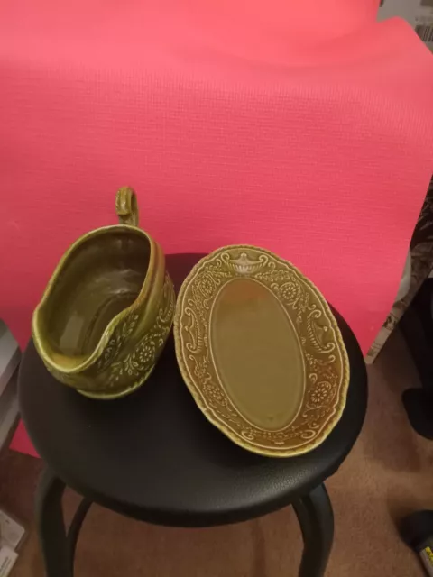 VTG 1968 Regency Ironstone Canonsburg Pottery Harvest Gold Gravy Sauce Boat Set