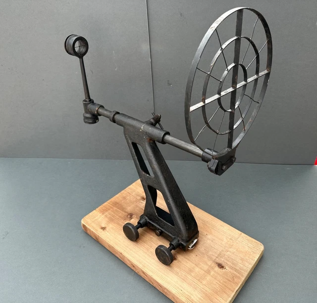 ORIGINAL BRITISH WWII 20mm Oerlikon AntiAircraft Gun Sight Dated 1943