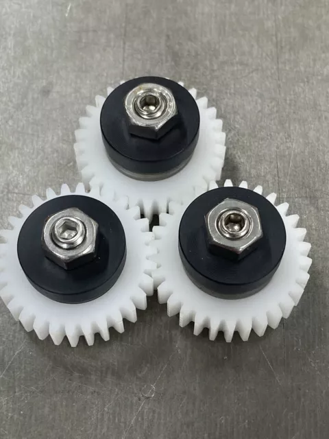 Nylon Idler Spur Gear Mod. 1 Pitch 30 Teeth 13Mm Bore / Bolt  Needle Bearing