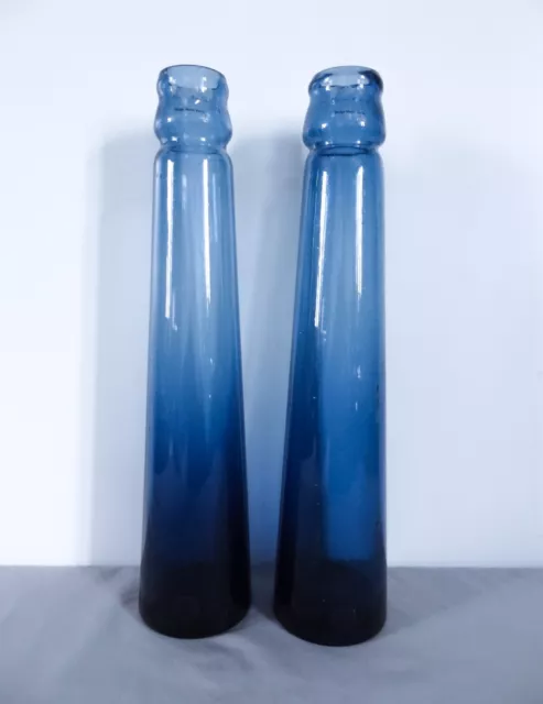 Deux Vases Ikea En Verre Bleu Fait Main – Maria Kariis