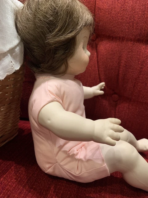 Marjorie Spangler Vintage Porcelain Doll - 1981 - #258 10