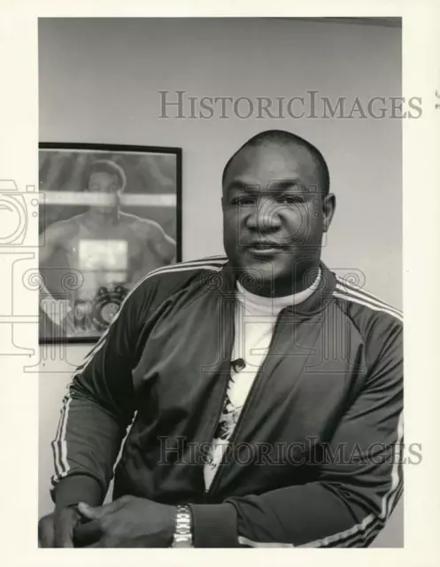 1986 Press Photo George Foreman, former boxer - hpx13487