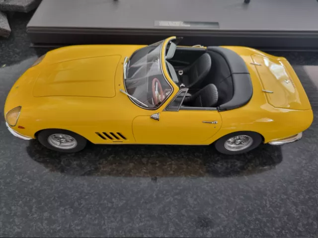 Top Marques # TM12-04F - 1:12 Ferrari 275 GTB/4 NART Spyder Yellow- 1 of 100 pcs