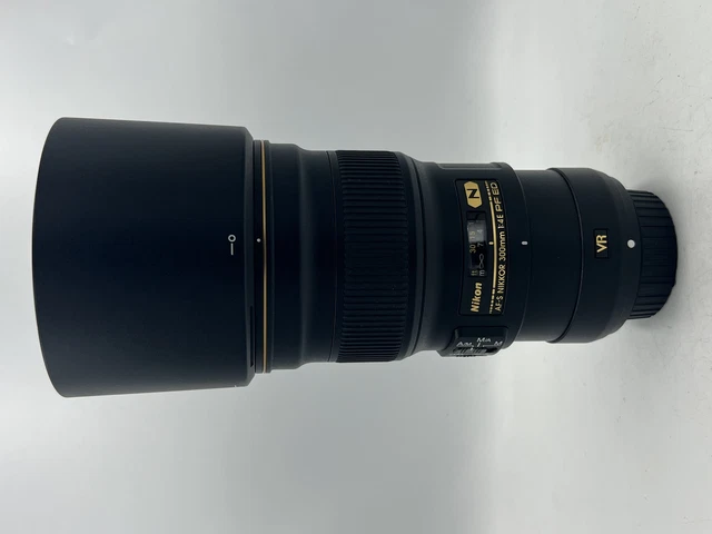 USED Nikon 300mm f/4E PF ED VR AF-S Lens