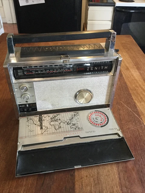 Zenith Trans Oceanic Royal 3000-1 Multiband Portable Radio - Works But Glitchy Zenith Trans Oceanic Royal 3000-1 Multiband Portable Radio - Works But Glitchy