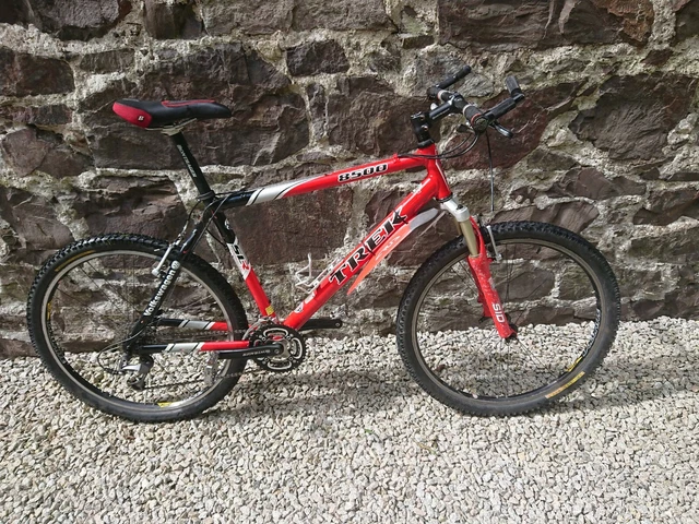 Trek 8500 slr deals