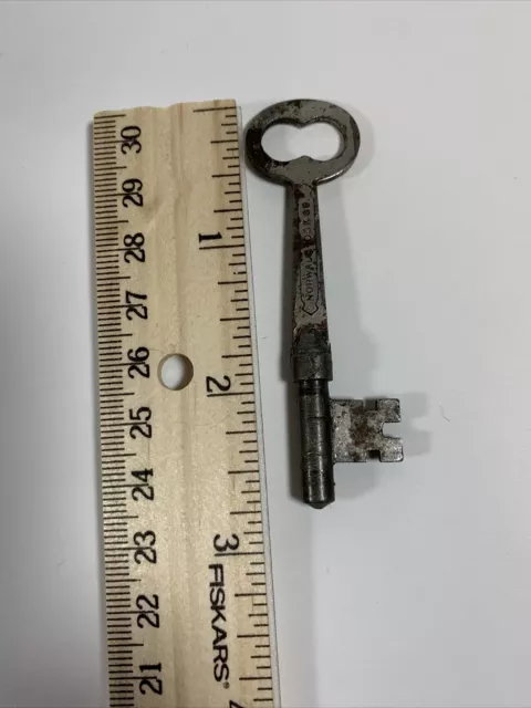 Vintage Antique Norwalk Lock Co. Skeleton Key 2.75” Long Solid Barrel, Open  Bow