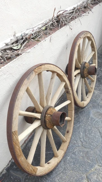 Antigua PAREJA de RUEDAS de madera de 76 CM. Para carro de labranza, decoración. 3