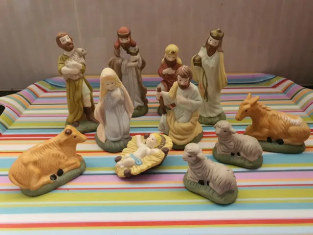 Vintage Nativity Set 11 Figures Ceramic Christmas Home Decor Pretty Matte