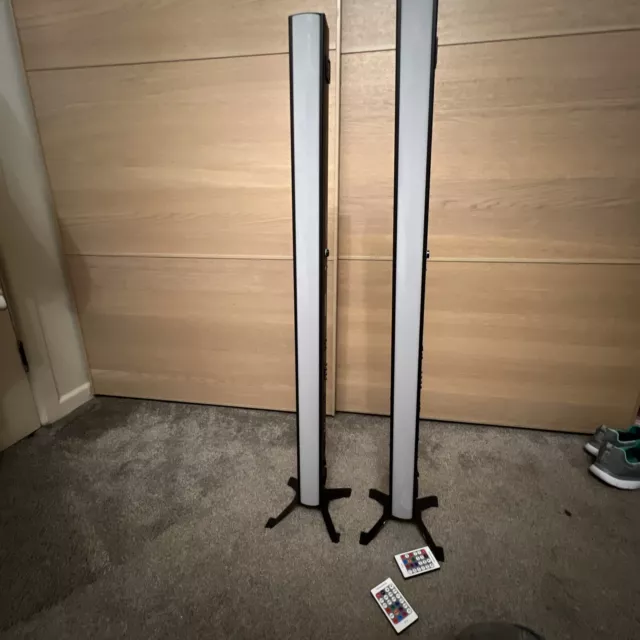 2 X Equinox SpectraPix Lithium LED Batten Battery Powered, Mobile DJ Lighting 2 X Equinox SpectraPix Lithium LED Batten Battery Powered, Mobile DJ Lighting
